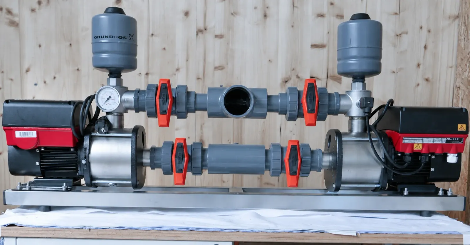 Druckerhöhungsanlage für technische Flüssigkeiten